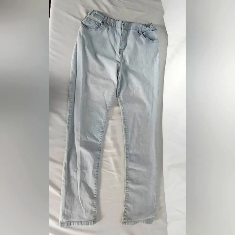 Girls Children’s Place Skinny Jeans • Size 16 • Light Blue Stone Wash